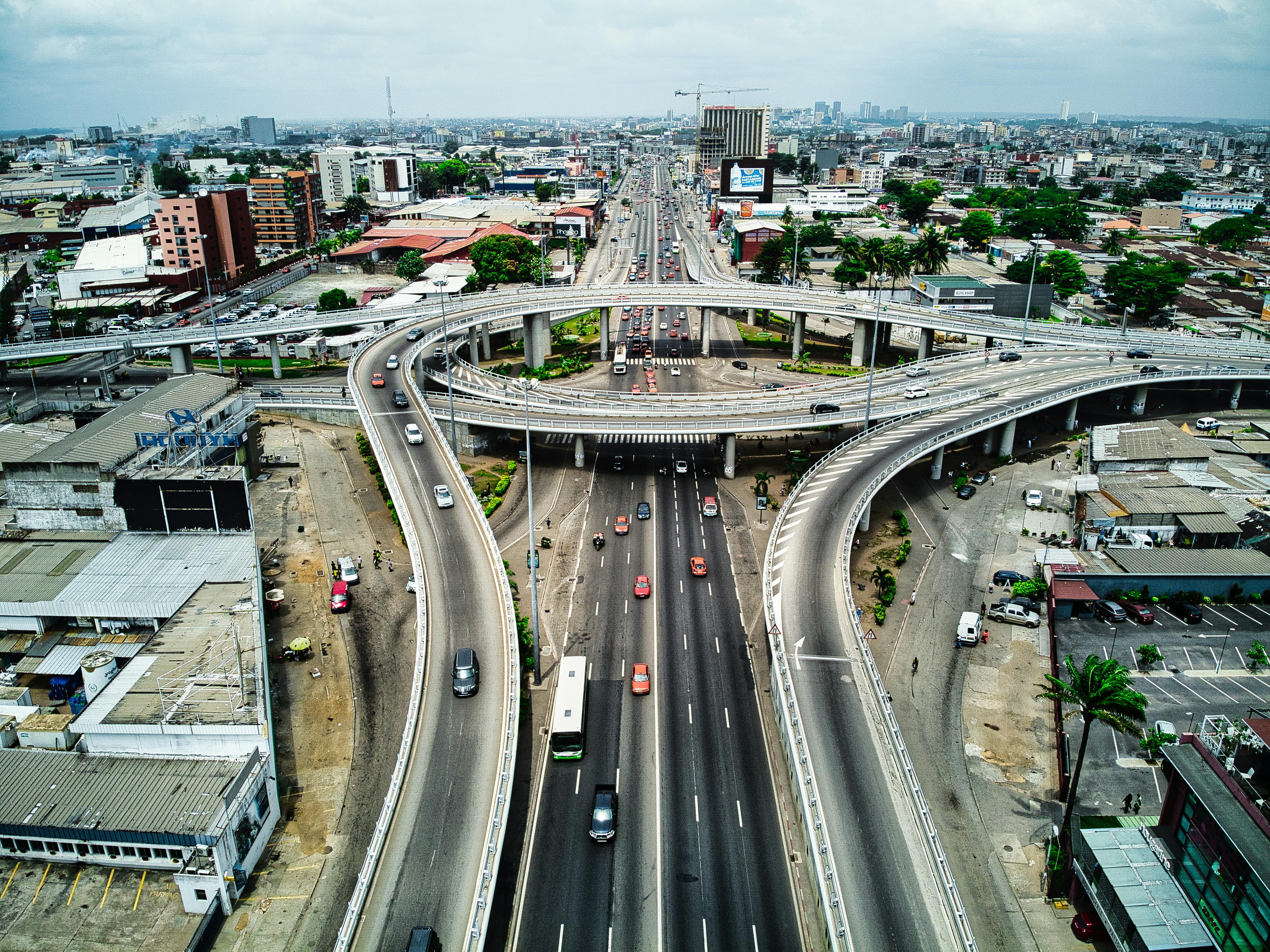 Infrastructures et secteur public